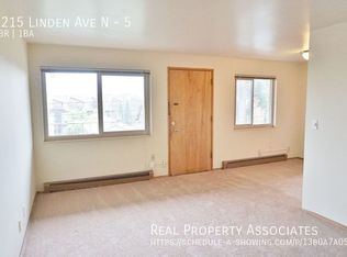4215 Linden Ave N APT 5, Seattle, WA 98103