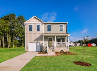 1308 Hope Farm Dr, Tarboro, NC 27886