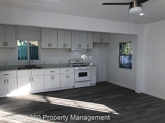 5th image of 1325 W Parade St #10751279