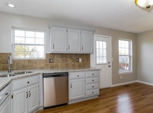 402 Bluegrass Dr, Raymore, MO 64083