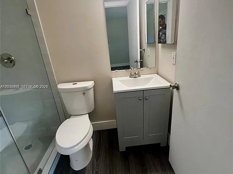 350 Palm Cir W #203 — Photo 13