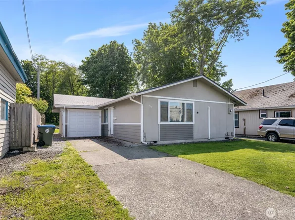427 E 3rd Street, Port Angeles, WA 98362