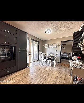 4th image of 4503 Clearwater Ln