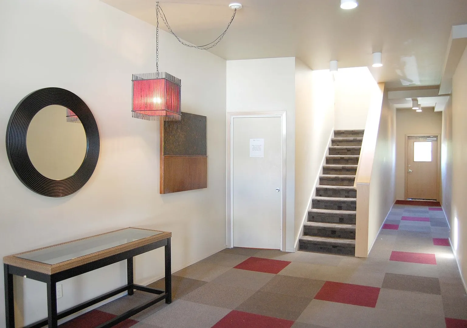 1621 Queen Anne Ave N — Photo 1