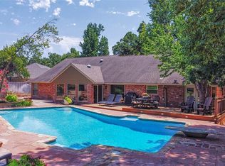 1925 Skylark Ct, Edmond, OK 73034