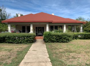 712 W Main St, Magnolia, AR 71753