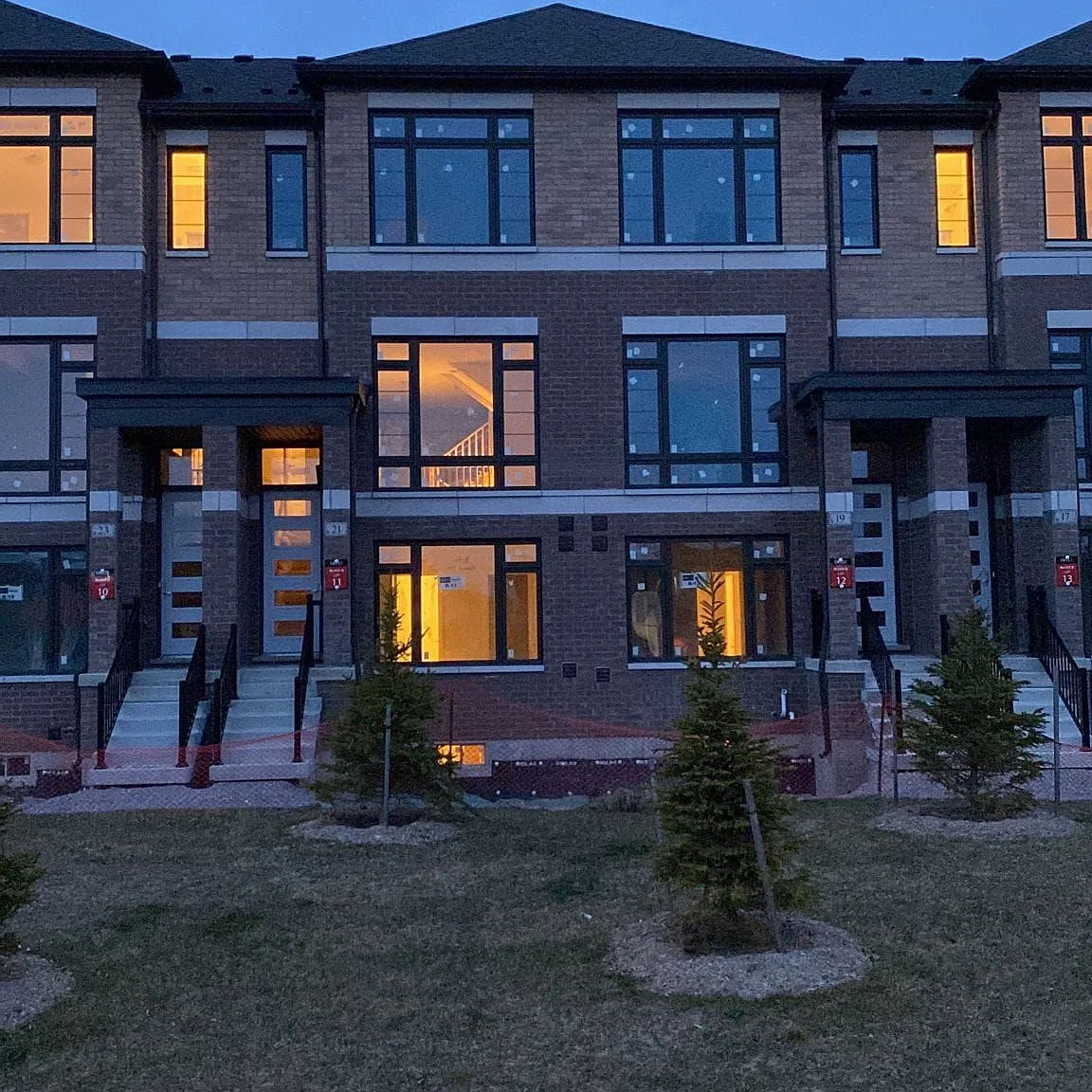 3 bed, $2,700 — Photo 1