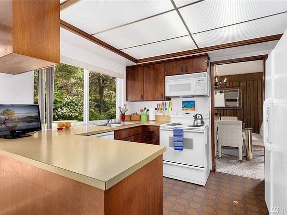 5th image of 13250 SE 43rd Pl