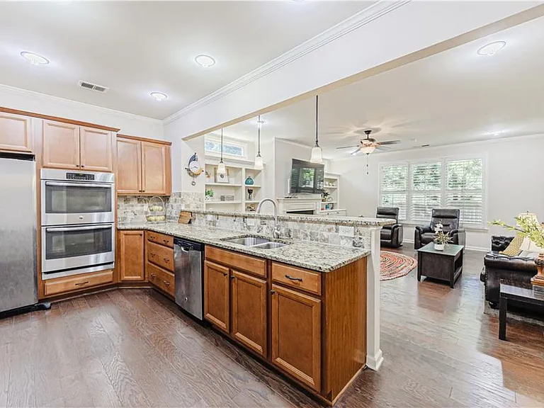 8445 Village School Dr — Photo 6