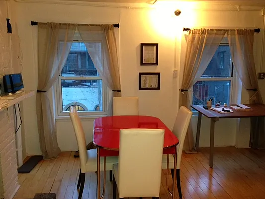 Rented by Ozymandius Realty | media 13