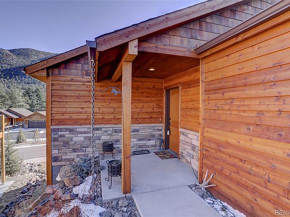 2nd image of 698 Moreau Ln
