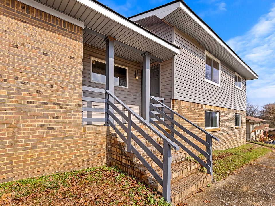 1st image of 5065 Shoals Ln #11
