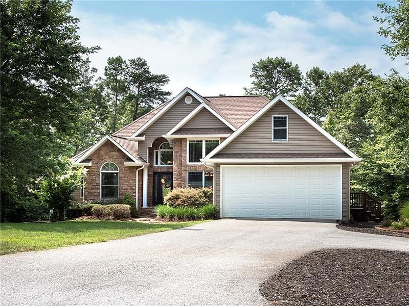 1st image of 146 Banks Highland Dr