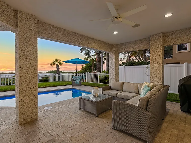 10042 Gulf Blvd — Photo 79