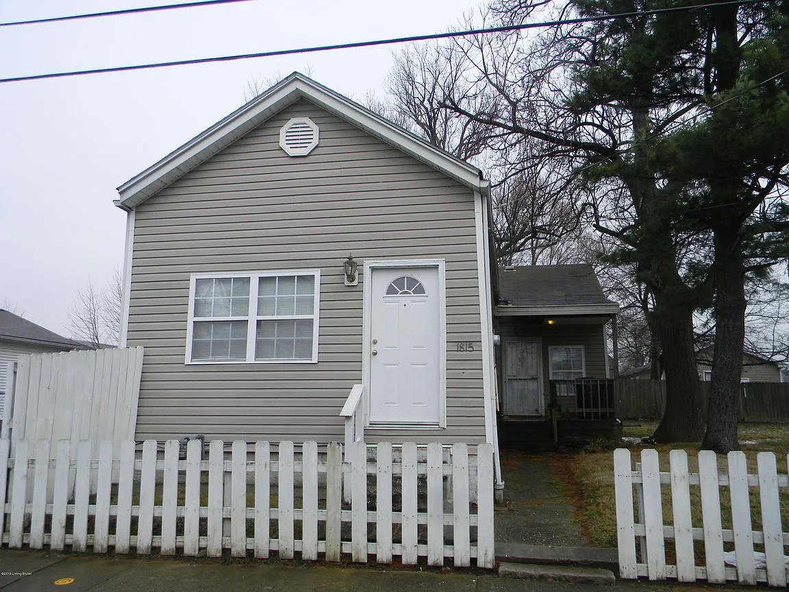 1815 Lytle St photo 1