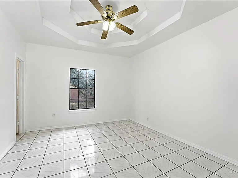 603 W Emerald Dr — Photo 5