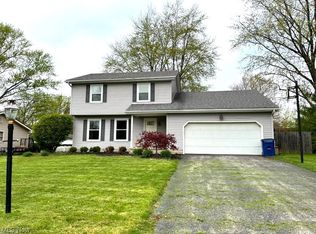 3524 Maple Springs Dr, Canfield, OH 44406