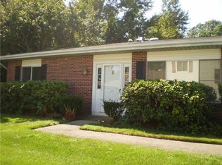 471 Round Hill Ct, Warwick, RI 02886