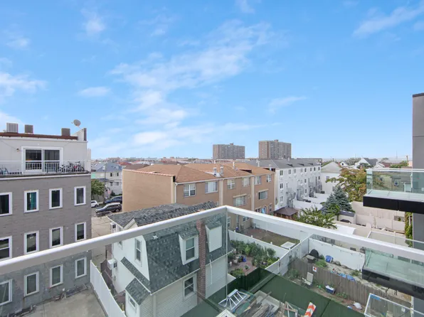 163 Beach 96th Street image 2 of 10
