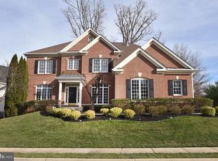 1407 Northpoint Glen Ct, Herndon, VA 20170