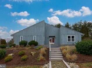 1844 N Eden Rd, Lancaster, PA 17601