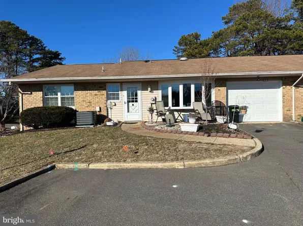 83B Cambridge Cir, Manchester, NJ 08759