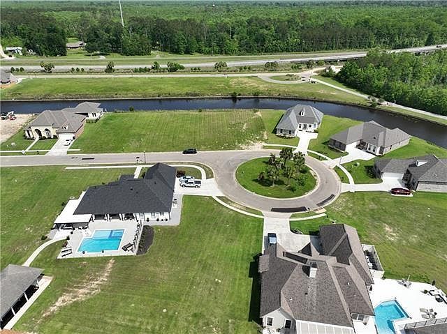 1st image of 21416 Yellowfin Dr