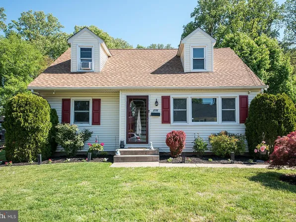 276 Clamer Rd, Ewing, NJ 08628