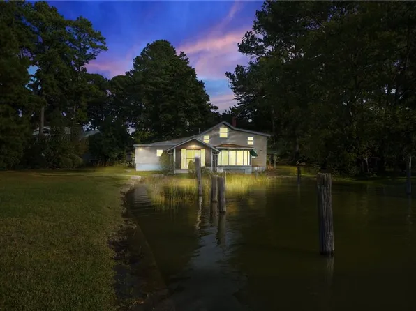 342 Saunders Dr, Portsmouth, VA 23701