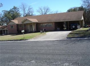 1306 W Avenue A, Lampasas, TX 76550