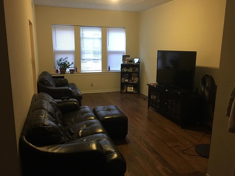 1st image of 2120 N Richmond St APT 2