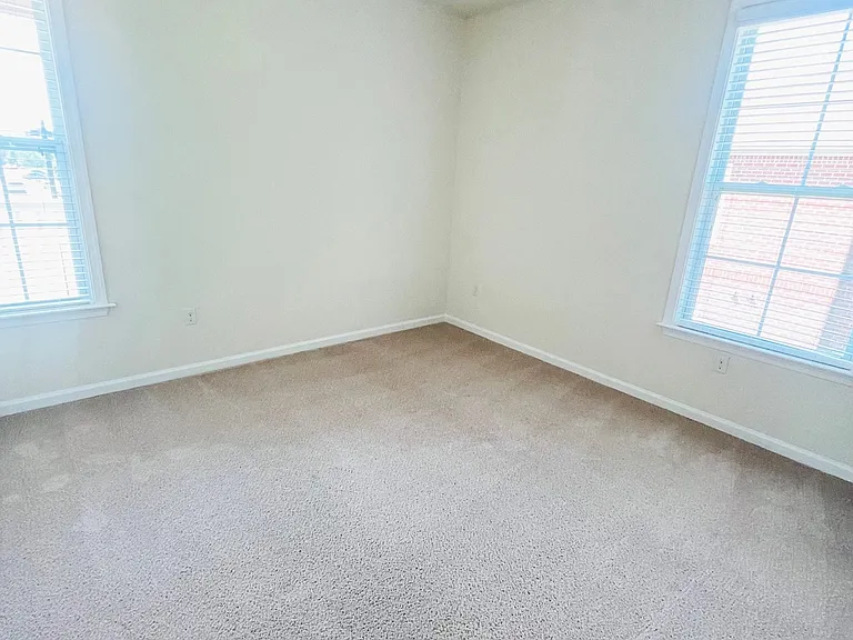Clairmont at Chesterfield — Photo 100