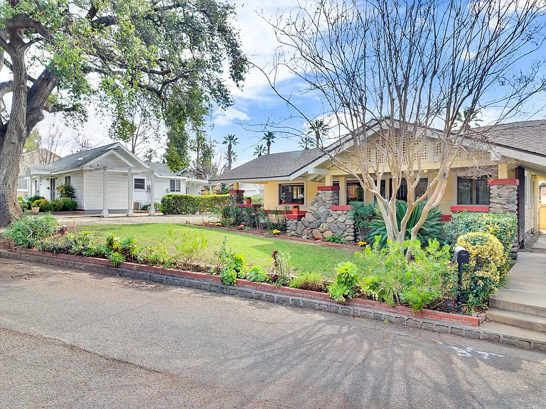606 Cypress Cir — Photo 2