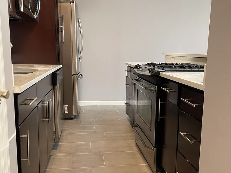 110 Halsted Street — Photo 12