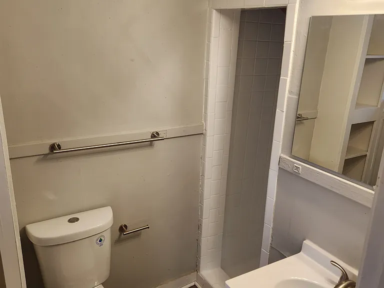 4025 Carol Dr — Photo 6