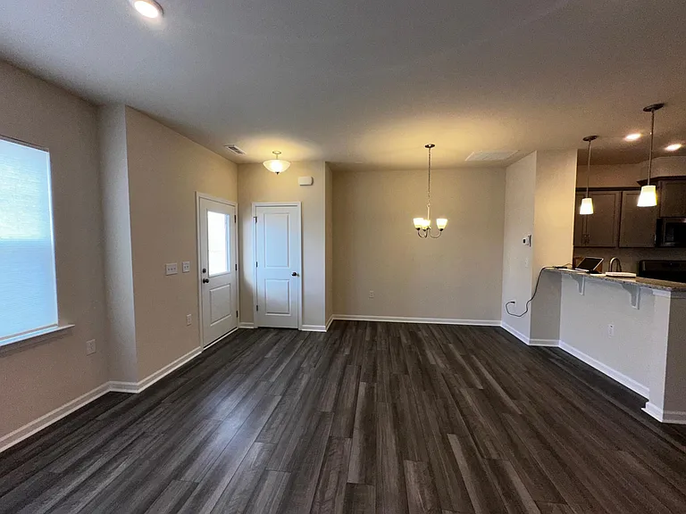 315 Parker Station Ave — Photo 3