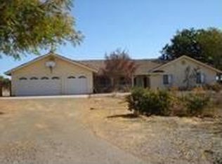 16230 Capella Rd, Riverside, CA 92504