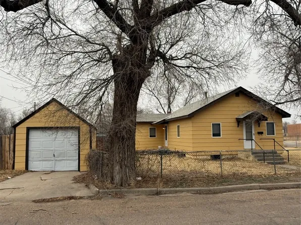 1201 N 8th St, Garden City, KS 67846