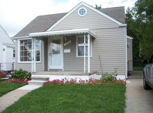 1601 8th St, Wyandotte, MI 48192