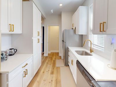 1500 N Smallwood St, Baltimore, MD, 21216