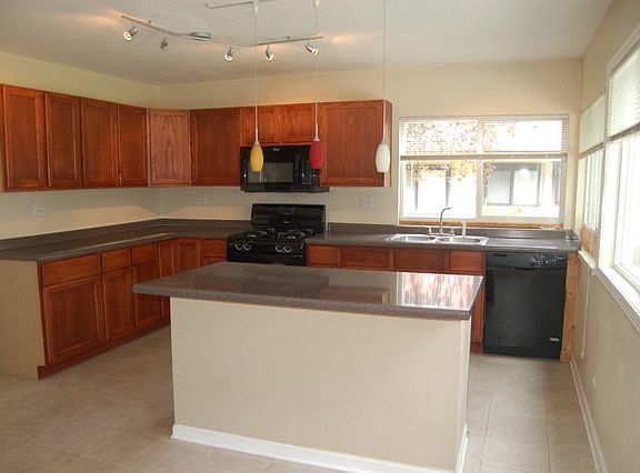 3rd image of 1255 Santa Anita Dr