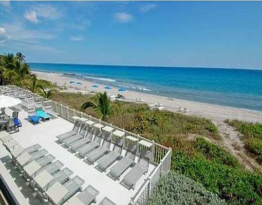 PRIVATE BEACH CLUB