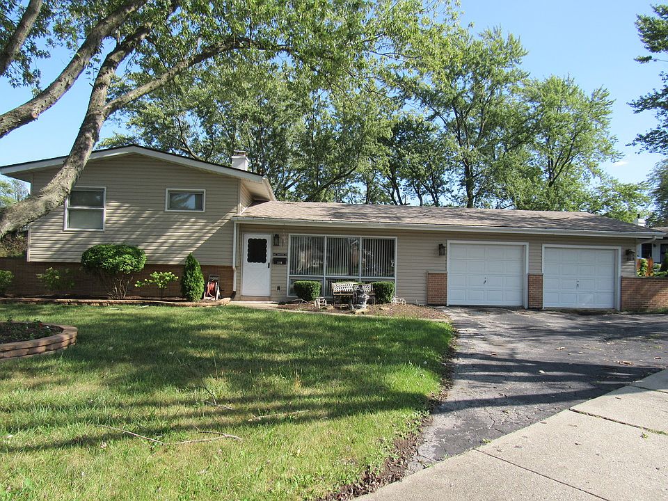 1st image of 598 Saratoga Dr