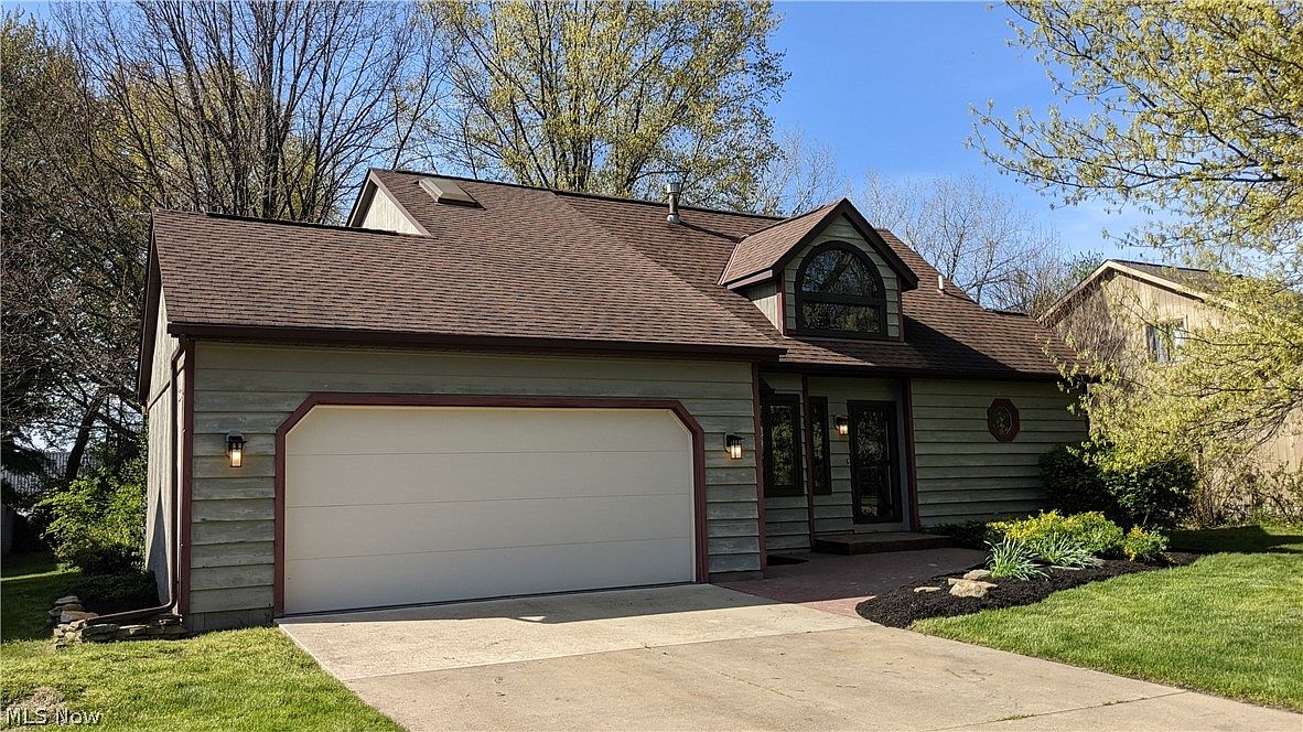 9145 Sugarbush Dr, Mentor, OH 44060 Zillow