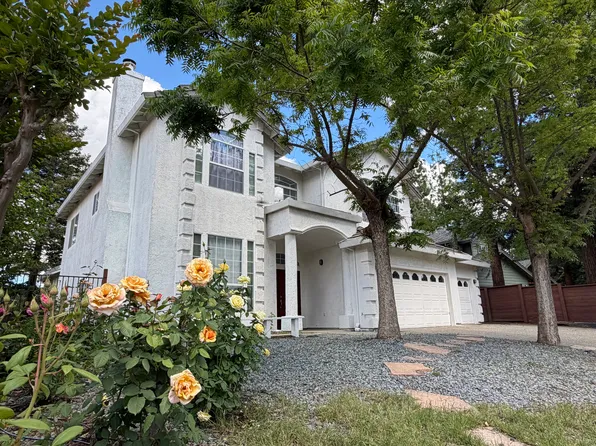 2311 Lassen Pl, Davis, CA 95616