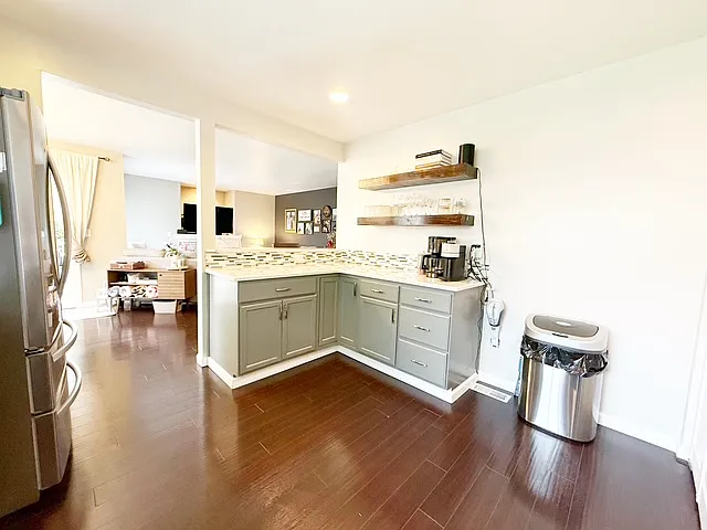 847 NE Cimeron Ct — Photo 18