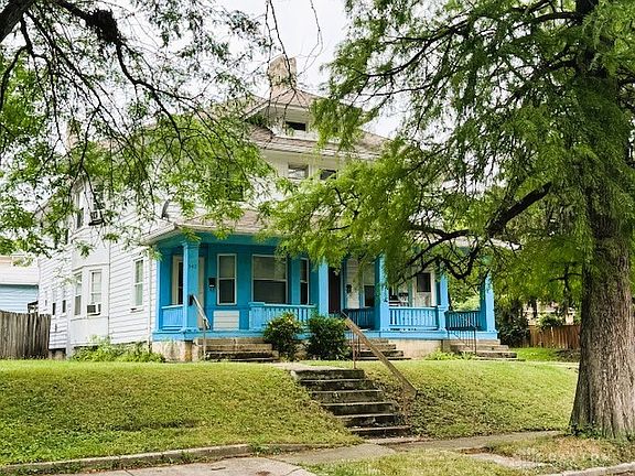 4th image of 541 Grafton Ave