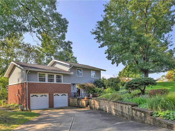 4283 Sky Vue Dr, Murrysville, PA 15668
