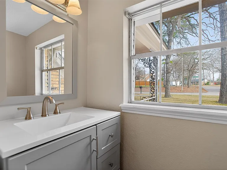 112 Kirkwood Ln — Photo 45