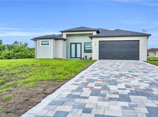 3205 21st St SW, Lehigh Acres, FL 33976